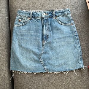 Topshop Like New Jean Skirt Sz 4